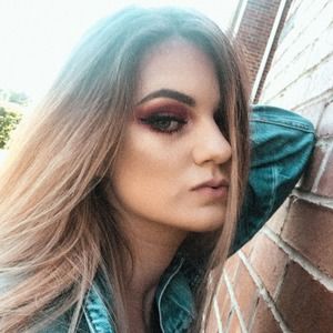 Meet your Posher, Katarina